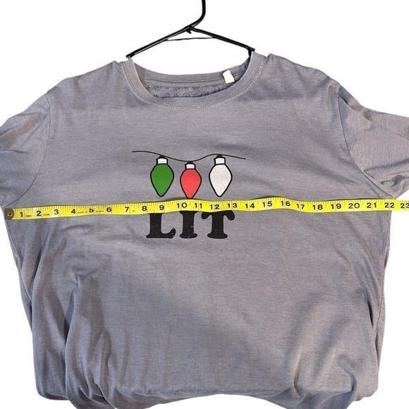 Women's Christmas Long Sleeve Top “LIT” Distressed Gray Light Bulbs Size-M EUC - Picture 7 of 8